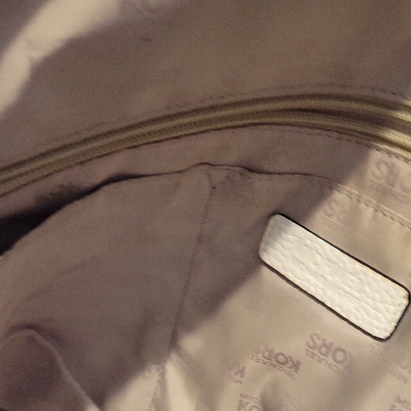 Michael Kors pebbled leather Two-Tone Black and White Women's Backpack - Picture 8 of 10